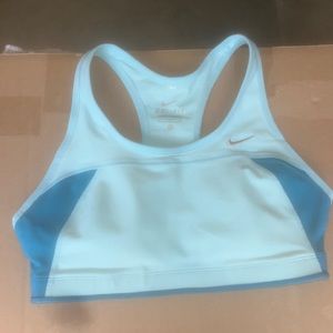 Nike sports bra only tried it on